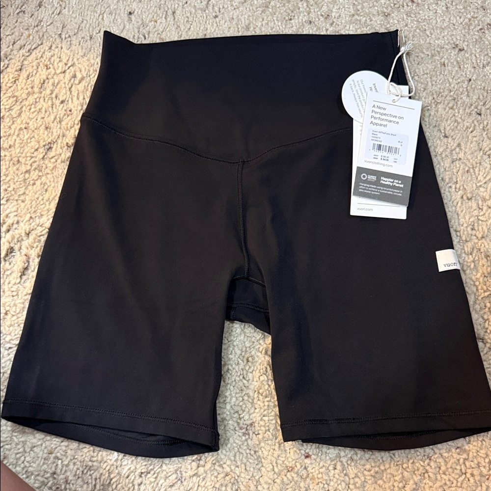 Vuori Black Women's Bike Shorts